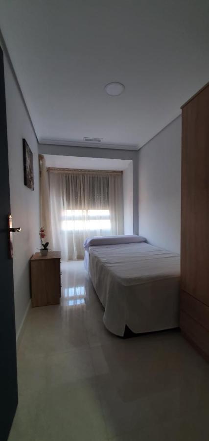 Ferienwohnung ¡Economico Y Bien Ubicado! Castellón de la Plana Exterior foto