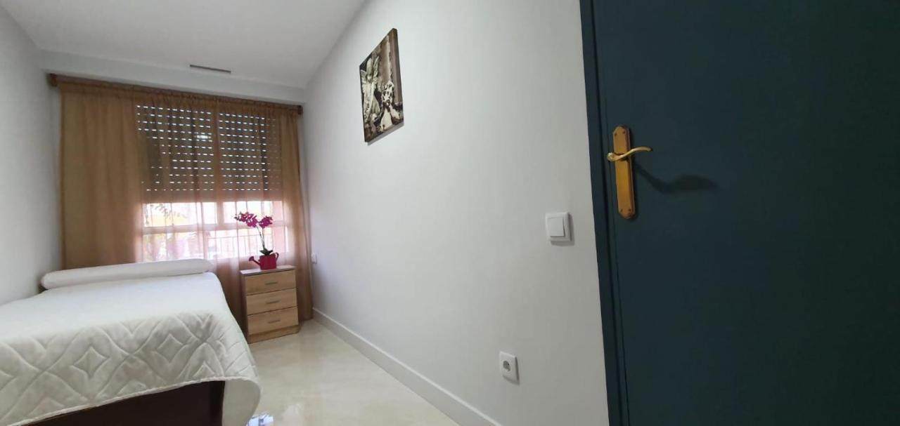 Ferienwohnung ¡Economico Y Bien Ubicado! Castellón de la Plana Exterior foto